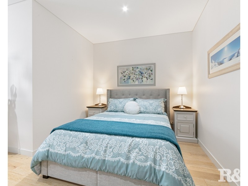 106/148A Albany Street, Point Frederick NSW 2250