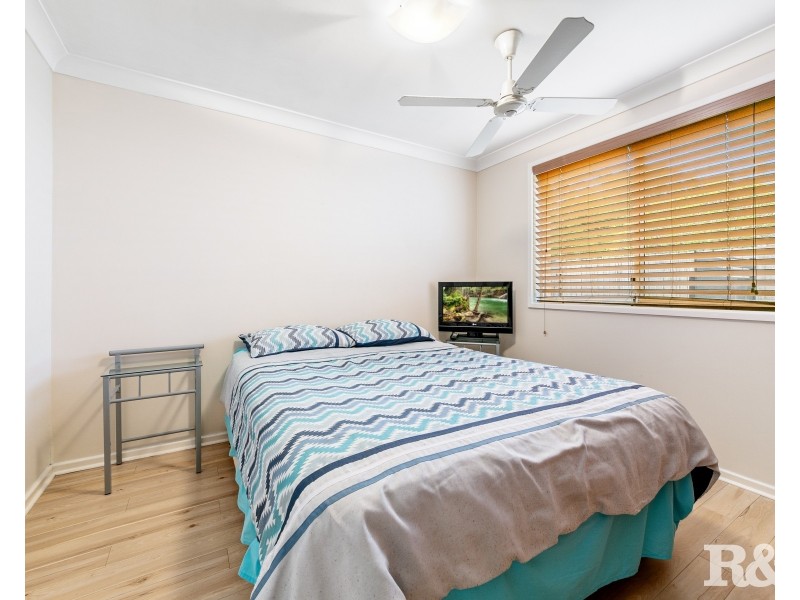 2/2 Welwyn Grove, Point Clare NSW 2250