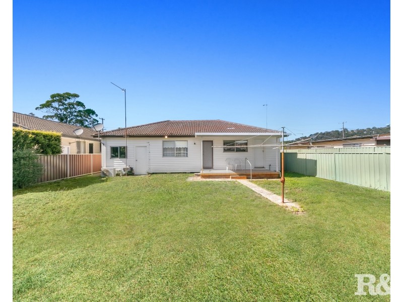 67 Lone Pine Avenue, Umina Beach NSW 2257