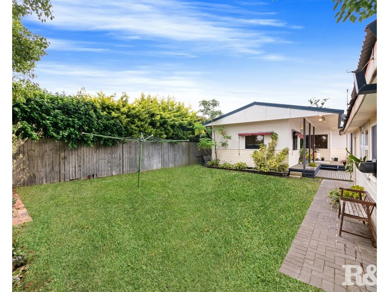 42 Terry Avenue, Woy Woy NSW 2256
