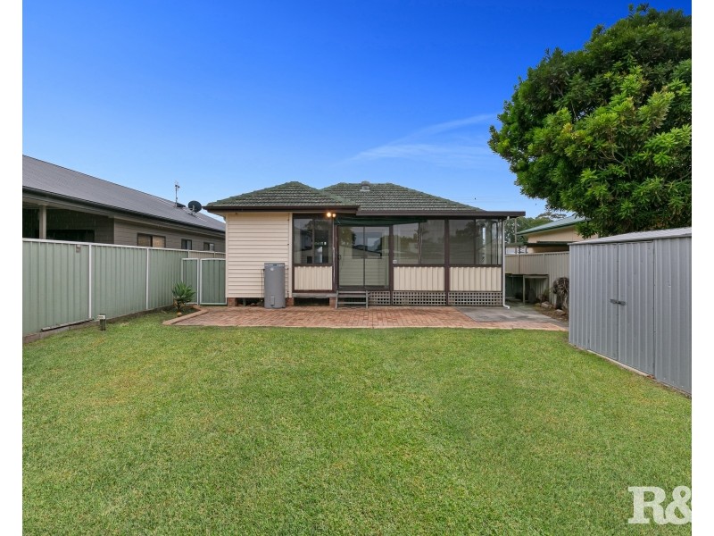 30 Albion Street, Umina Beach NSW 2257
