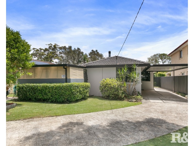 21 Crown Road, Umina Beach NSW 2257