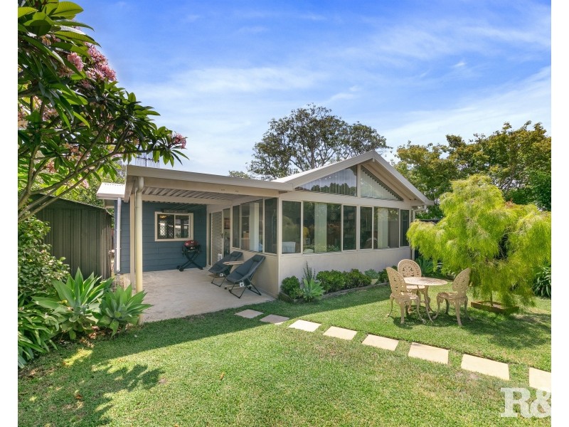 21 Crown Road, Umina Beach NSW 2257