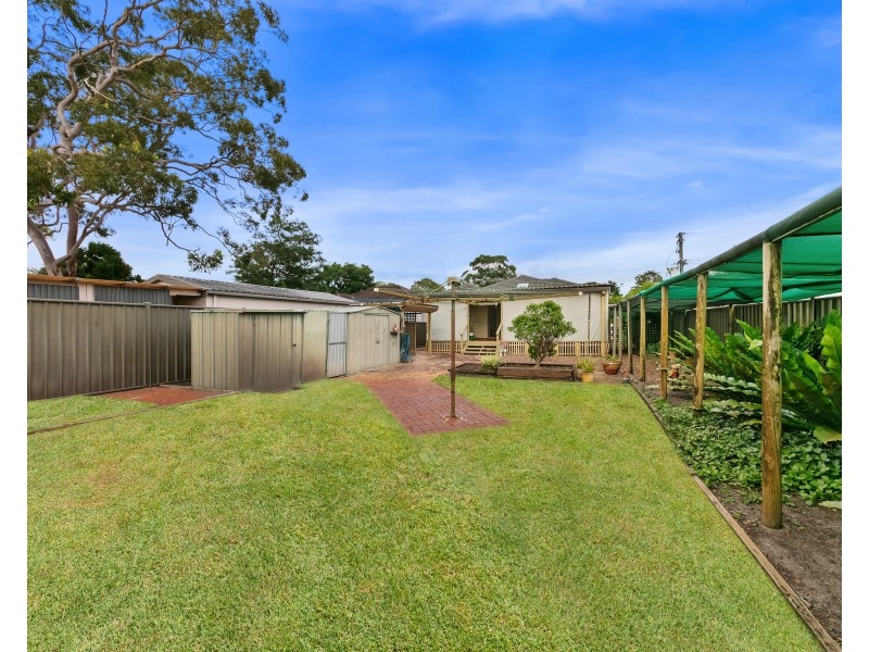 68 Wentworth Avenue, Woy Woy NSW 2256