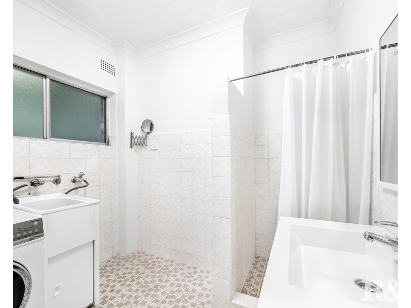 3/99 Henry Parry Drive, Gosford NSW 2250