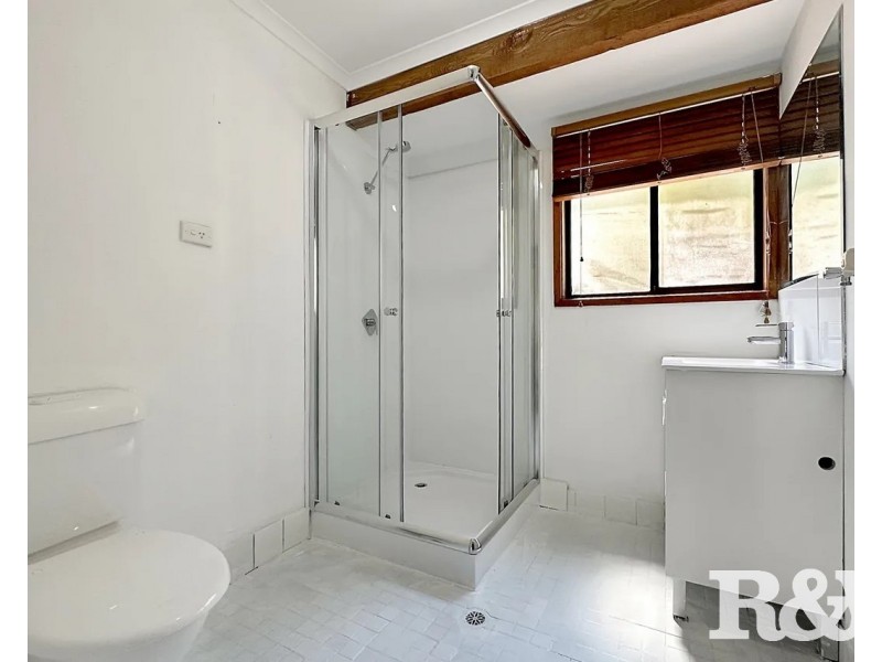52 Yugari Crescent, Daleys Point NSW 2257