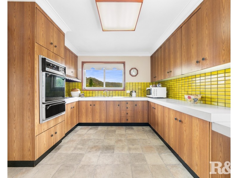 16 Pioneer Road, Umina Beach NSW 2257