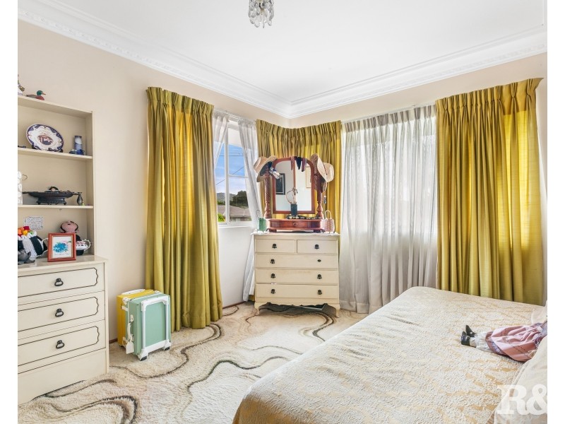 16 Pioneer Road, Umina Beach NSW 2257