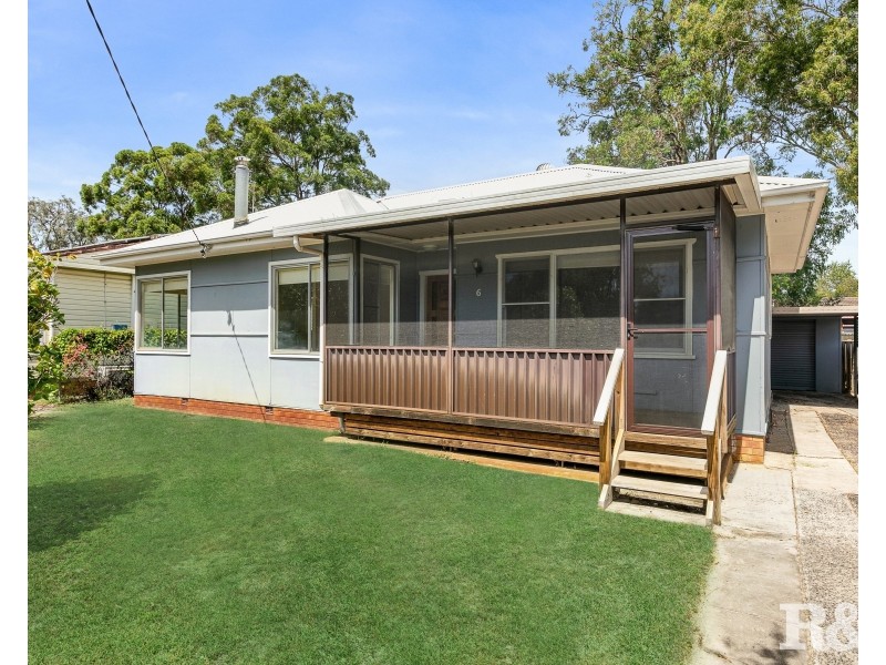 6 Miami Avenue, Woy Woy NSW 2256