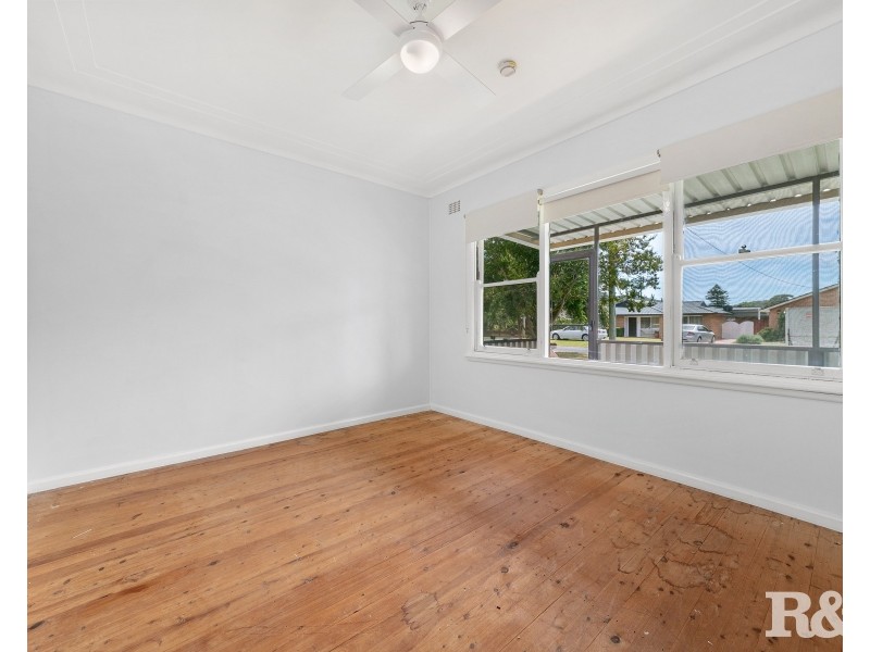 6 Miami Avenue, Woy Woy NSW 2256