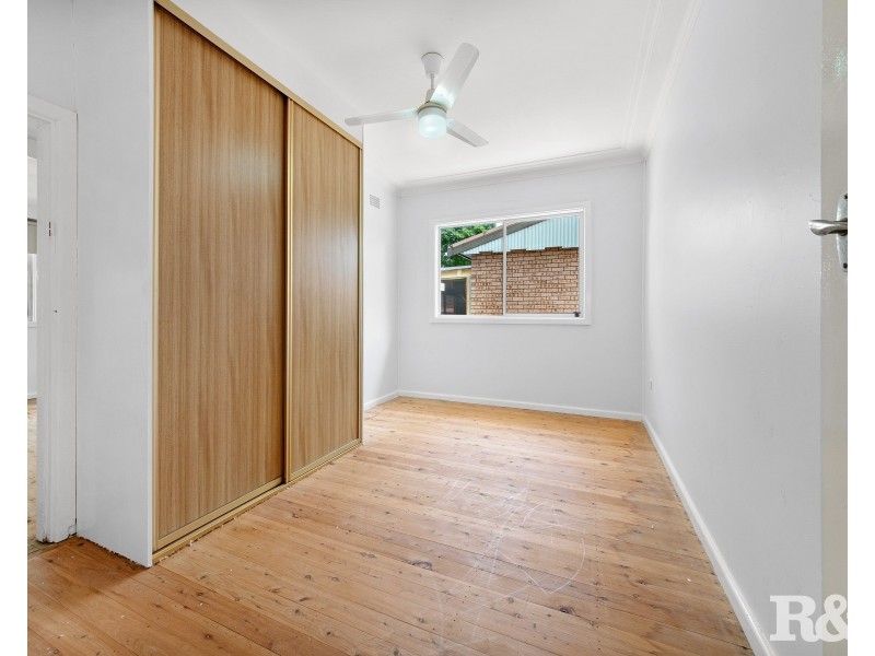 6 Miami Avenue, Woy Woy NSW 2256