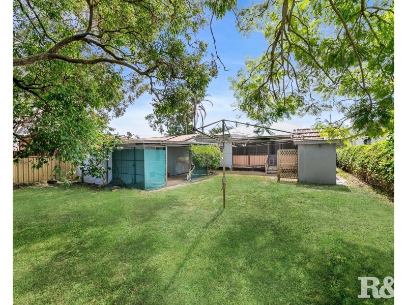 6 Miami Avenue, Woy Woy NSW 2256