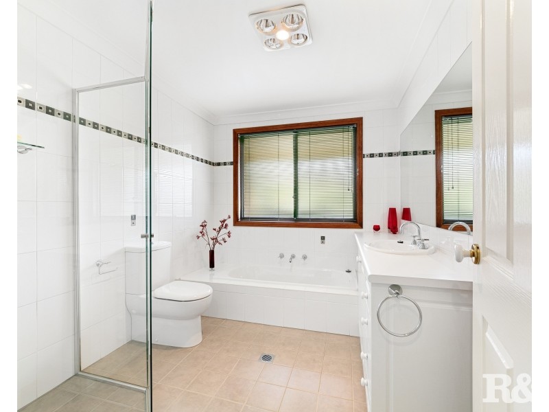 1a The Bulwark, Umina Beach NSW 2257