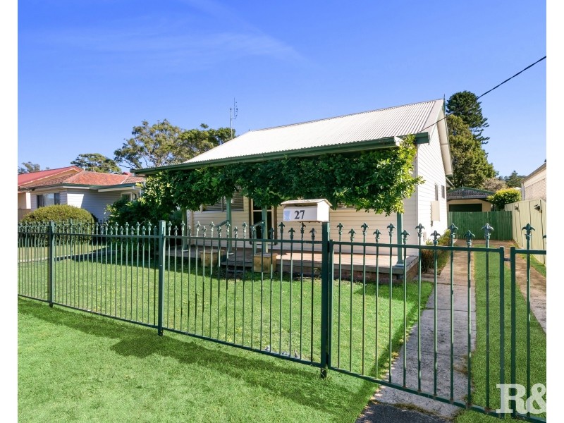 27 Cogra Road, Woy Woy NSW 2256