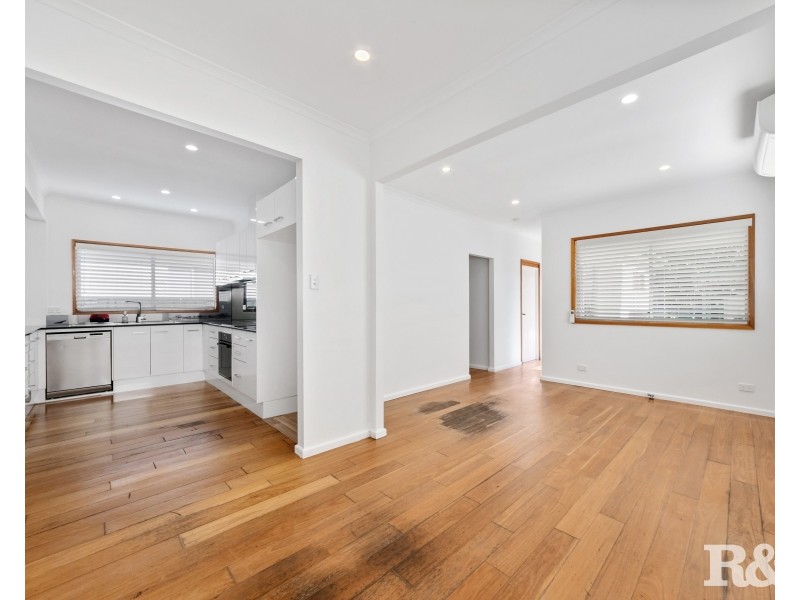 27 Cogra Road, Woy Woy NSW 2256