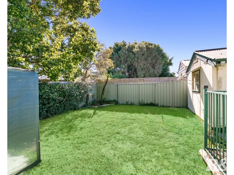 27 Cogra Road, Woy Woy NSW 2256