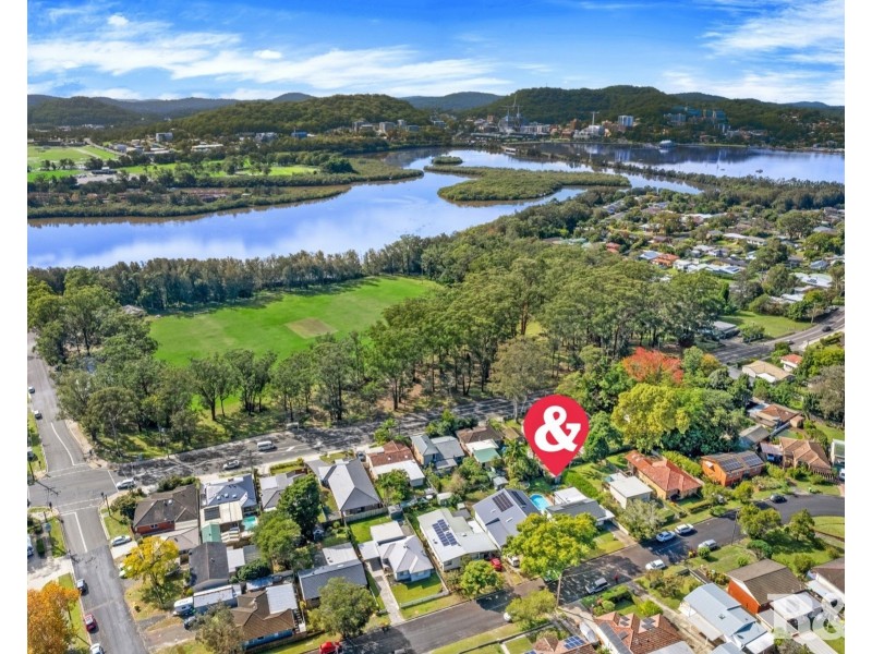 18 Grace Avenue, Point Clare NSW 2250