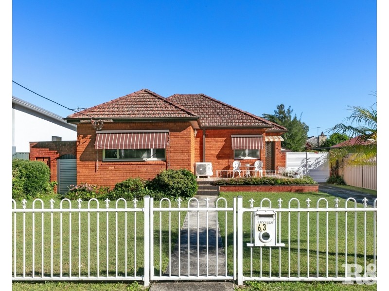63 Memorial Av, Blackwall NSW 2256