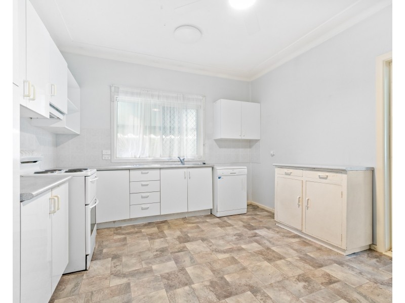 34 Lone Pine Avenue, Umina Beach NSW 2257