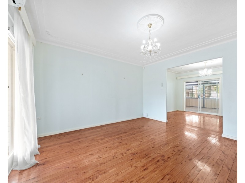 34 Lone Pine Avenue, Umina Beach NSW 2257