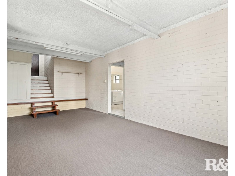 27 Penang Street, Point Clare NSW 2250