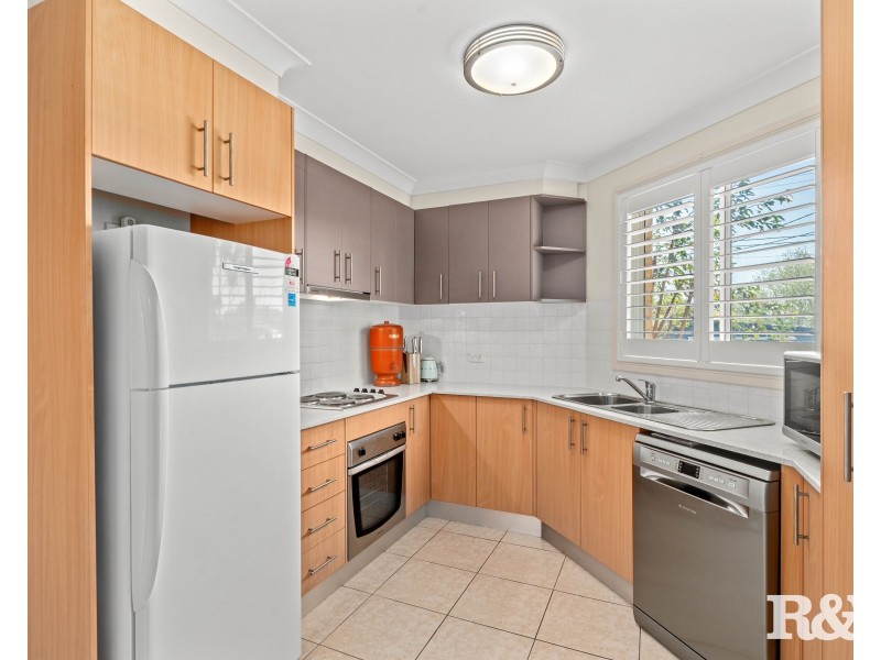 1/227 Brisbane Water Drive, Point Clare NSW 2250