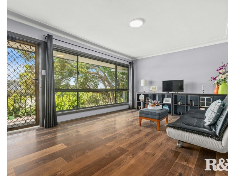 133 Brisbane Water Drive, Point Clare NSW 2250