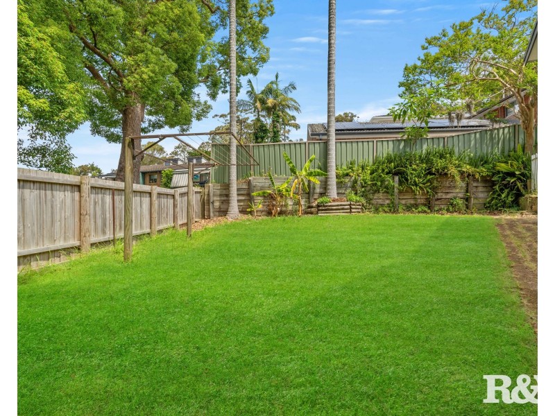 133 Brisbane Water Drive, Point Clare NSW 2250
