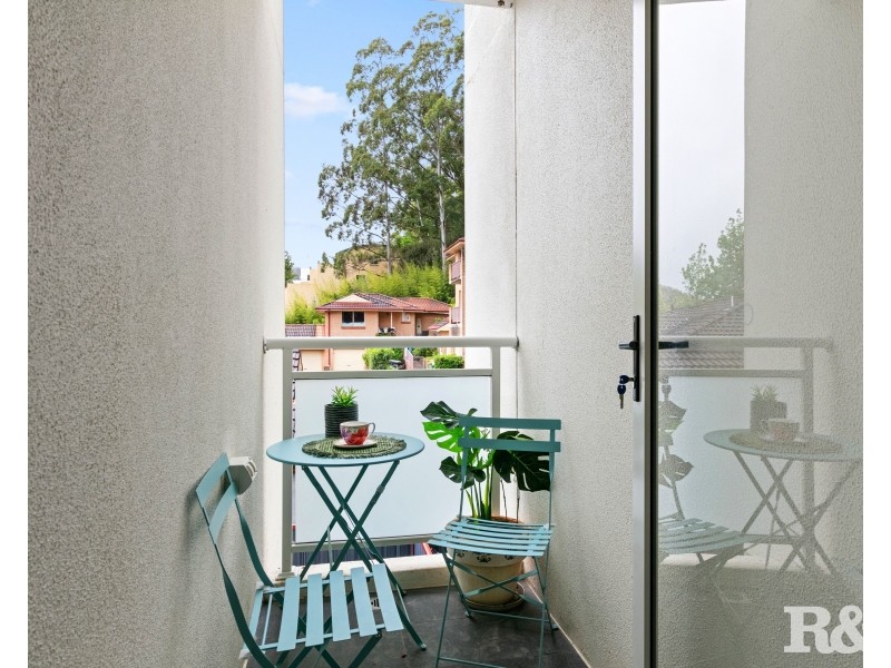 13/77 Faunce Street West, Gosford NSW 2250