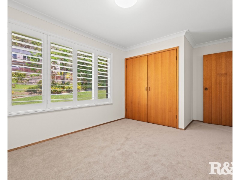 7 Nari Avenue, Point Clare NSW 2250