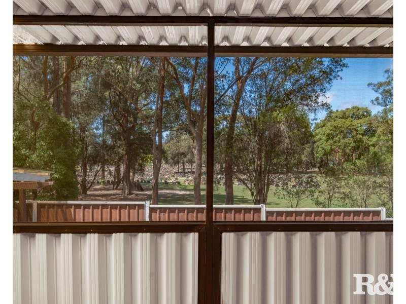 7 Nari Avenue, Point Clare NSW 2250