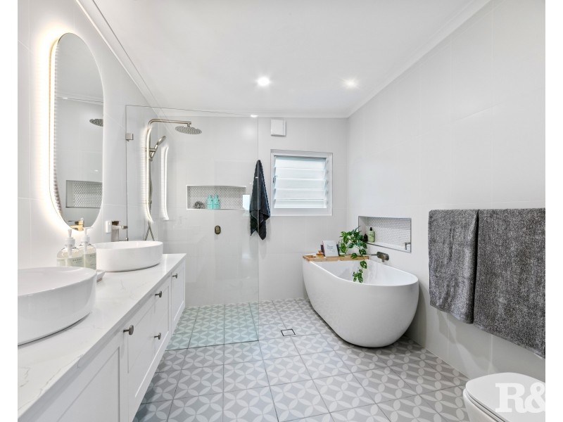 208 Veron Road, Umina Beach NSW 2257