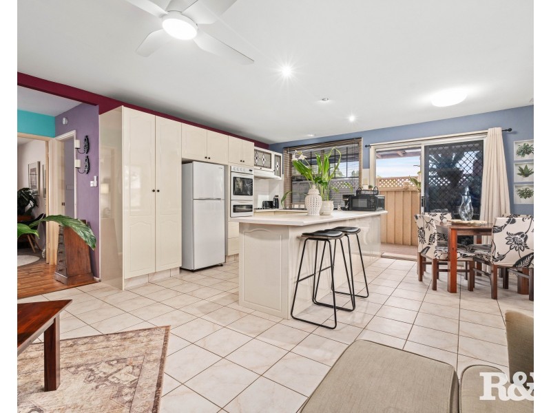 24 Parkhill Road, Wyoming NSW 2250