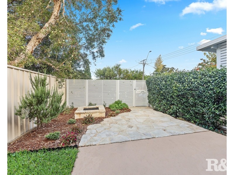 2/77 Victoria Road, Woy Woy NSW 2256