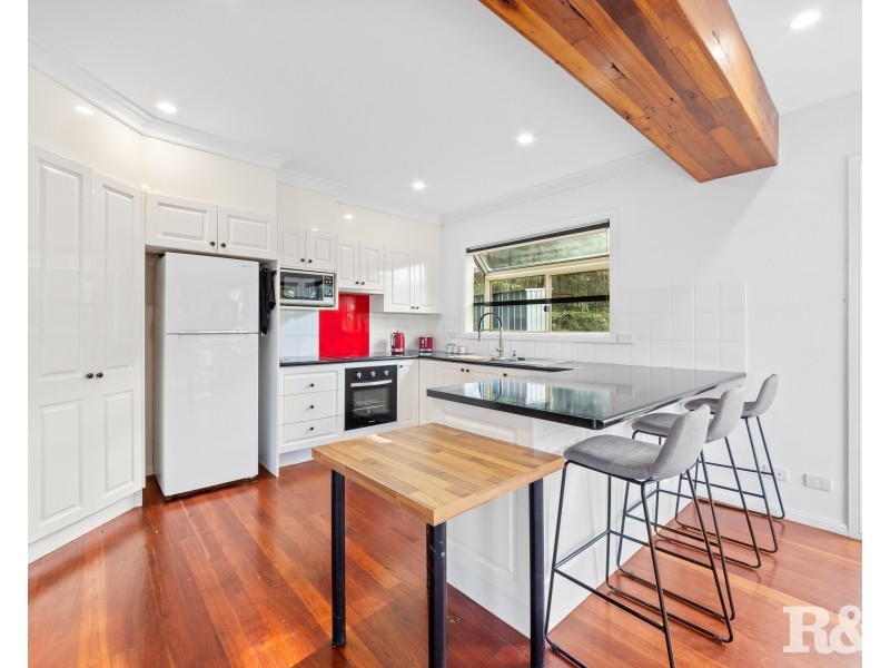 8 Timbertop Drive, Umina Beach NSW 2257