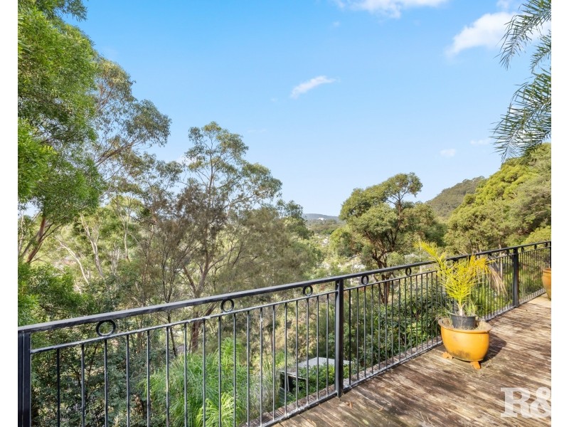 8 Timbertop Drive, Umina Beach NSW 2257
