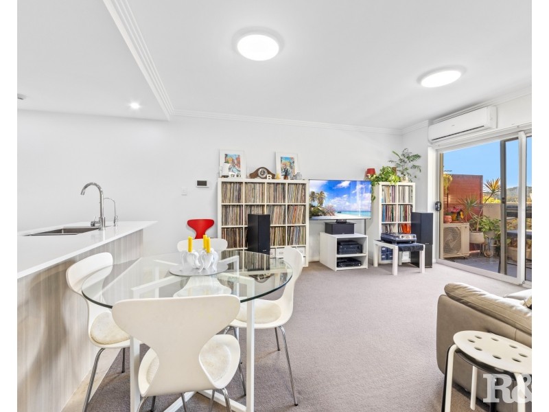 35/77 Faunce Street West, Gosford NSW 2250
