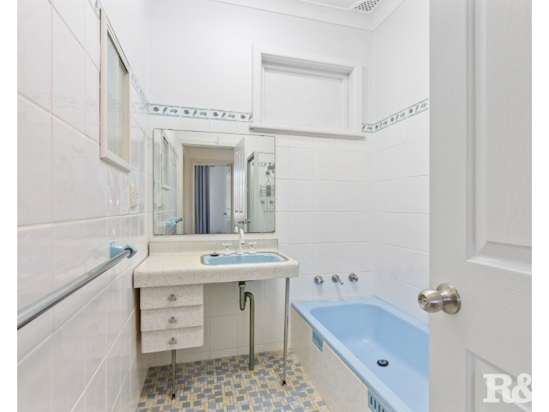 11 Melbourne Avenue, Umina Beach NSW 2257