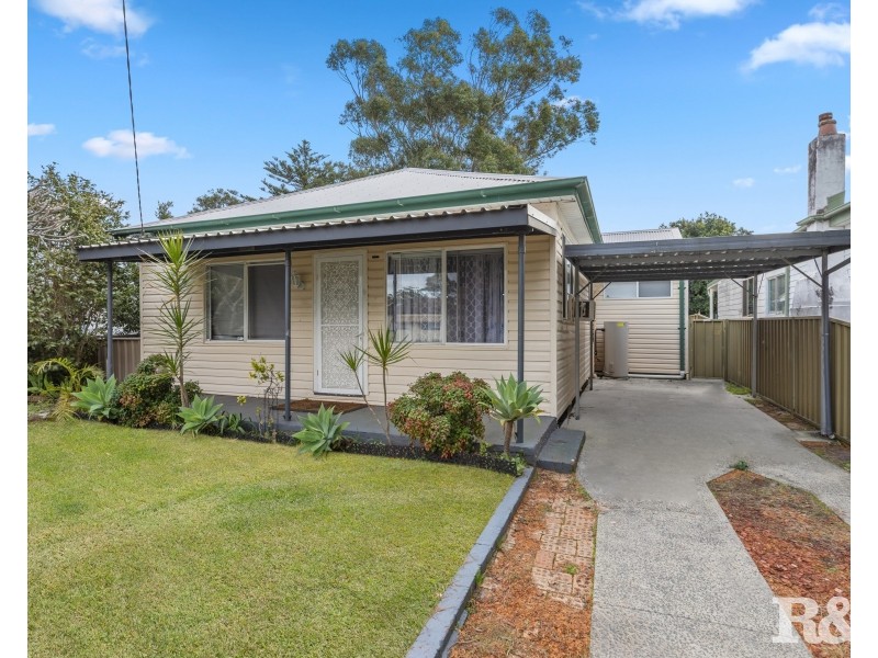 19 Banksia Street, Ettalong Beach NSW 2257