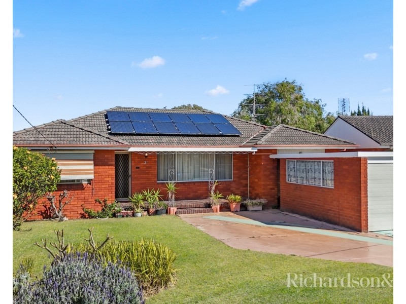 31 Camellia Circle, Woy Woy NSW 2256