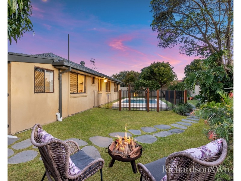 16 Jasmine Place, Umina Beach NSW 2257
