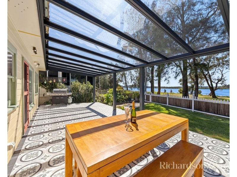2A Bowden Road, Woy Woy NSW 2256
