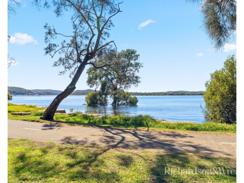 2A Bowden Road, Woy Woy NSW 2256