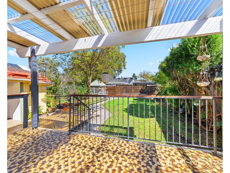2A Bowden Road, Woy Woy NSW 2256