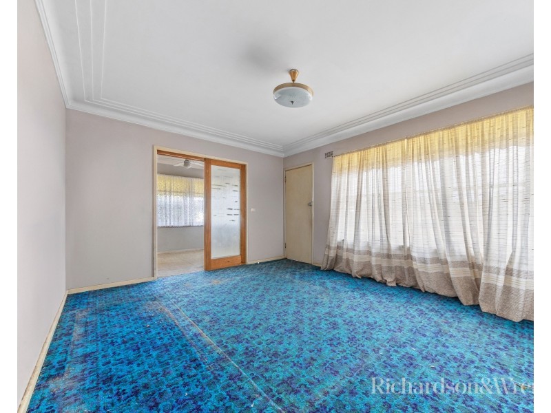 24 Camellia Circle, Woy Woy NSW 2256