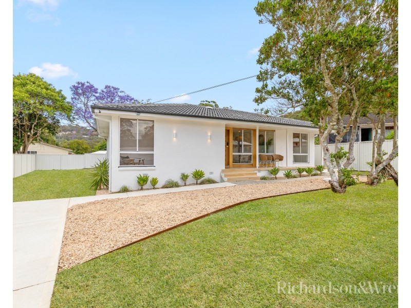 9 Nambucca Drive, Woy Woy NSW 2256