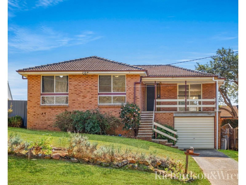 10 Northwind Avenue, Point Clare NSW 2250