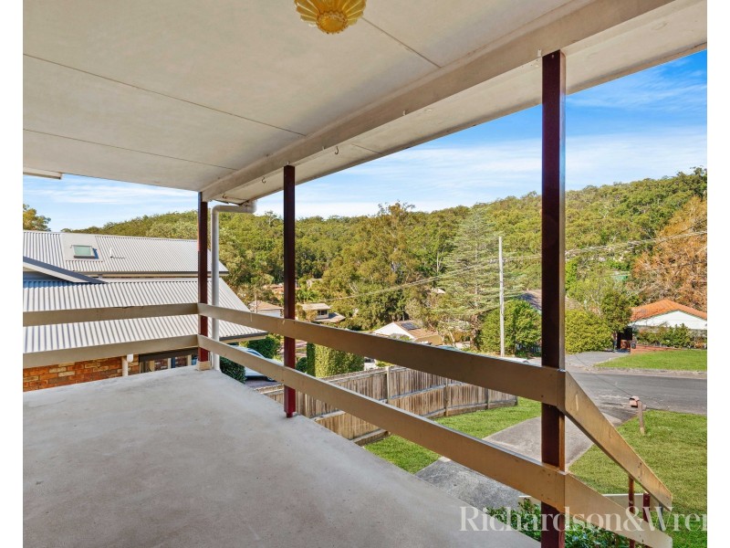 10 Northwind Avenue, Point Clare NSW 2250