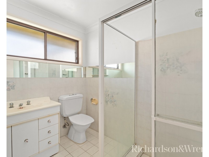 10 Northwind Avenue, Point Clare NSW 2250