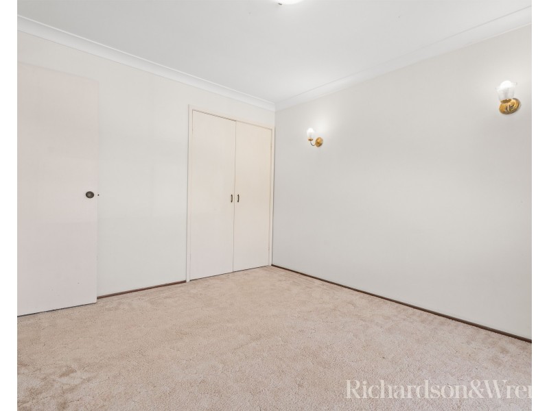 10 Northwind Avenue, Point Clare NSW 2250